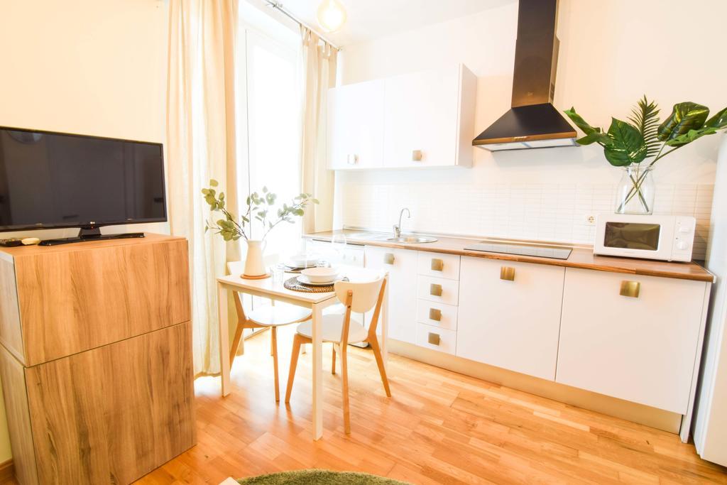 Letmalaga Carreteria Apartment Exterior foto